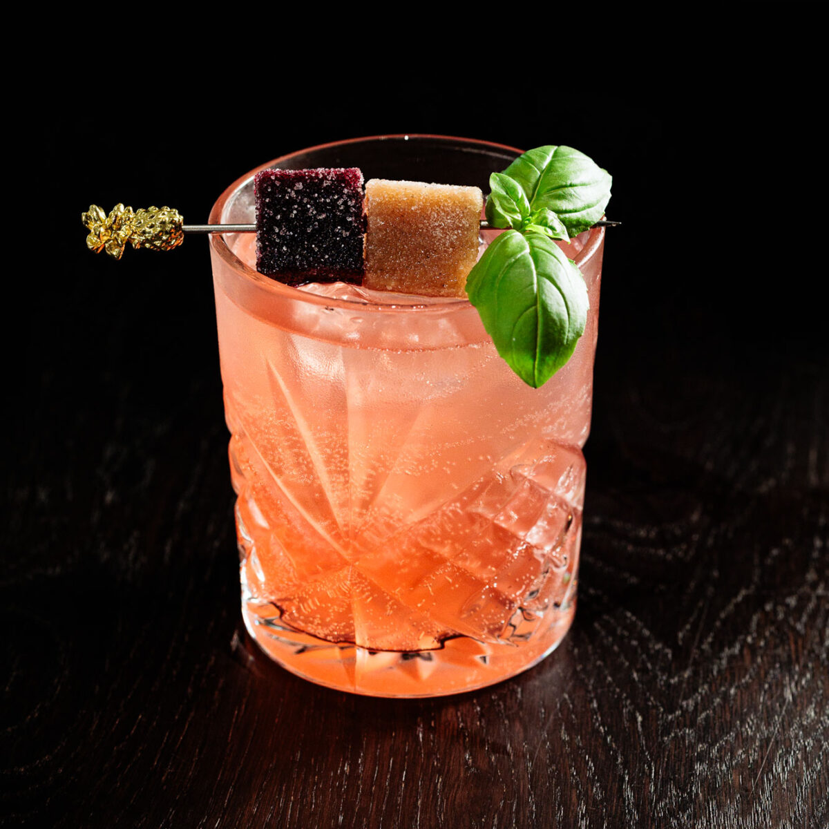 Recette de cocktail du Gin 7 - L'Ailier Droit - A Devil in Disguise - Gin Belge Artisanal et Premium