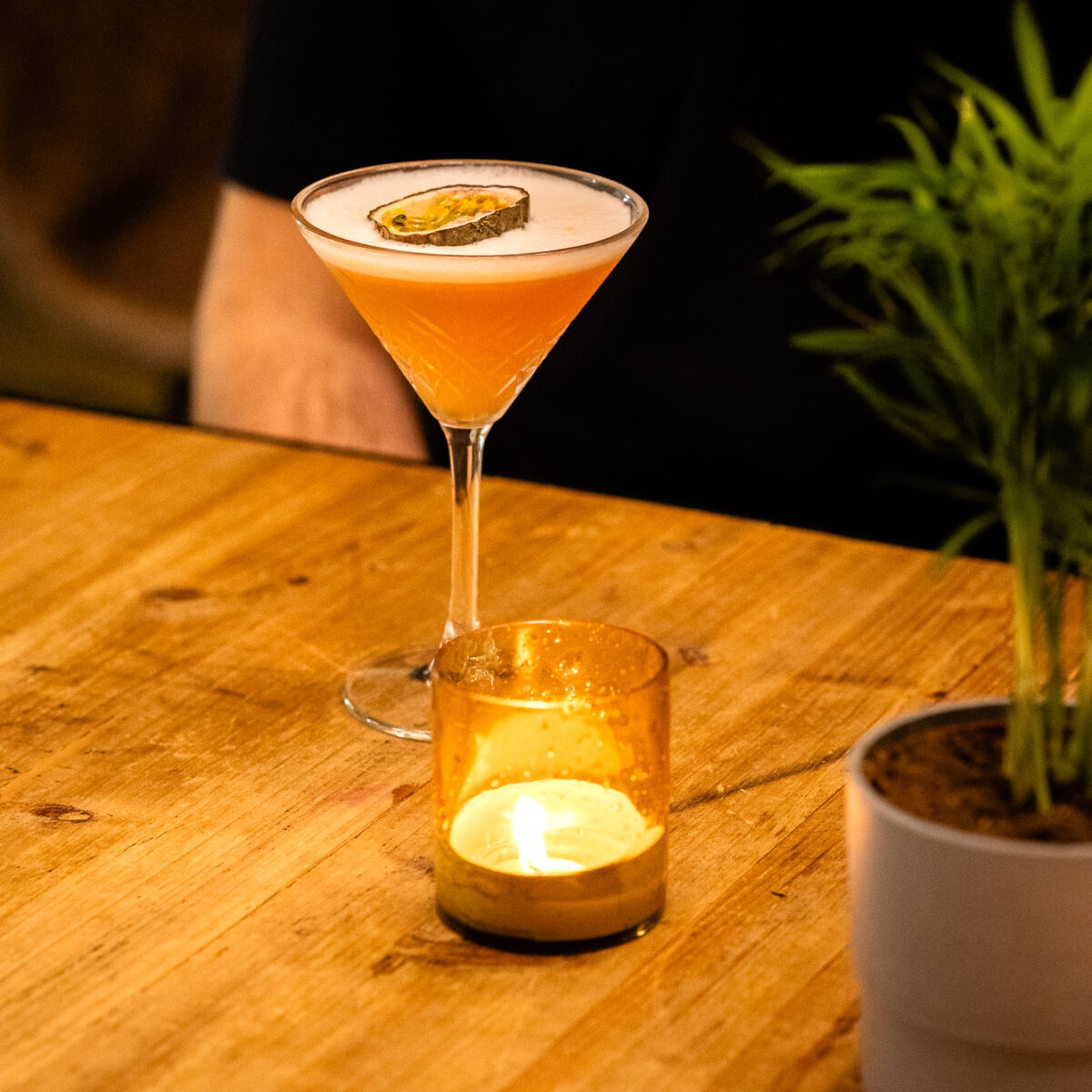 Recette de cocktail du Gin 11 - L'Ailier Gauche - A Devil in Disguise - Gin Belge Artisanal et Premium